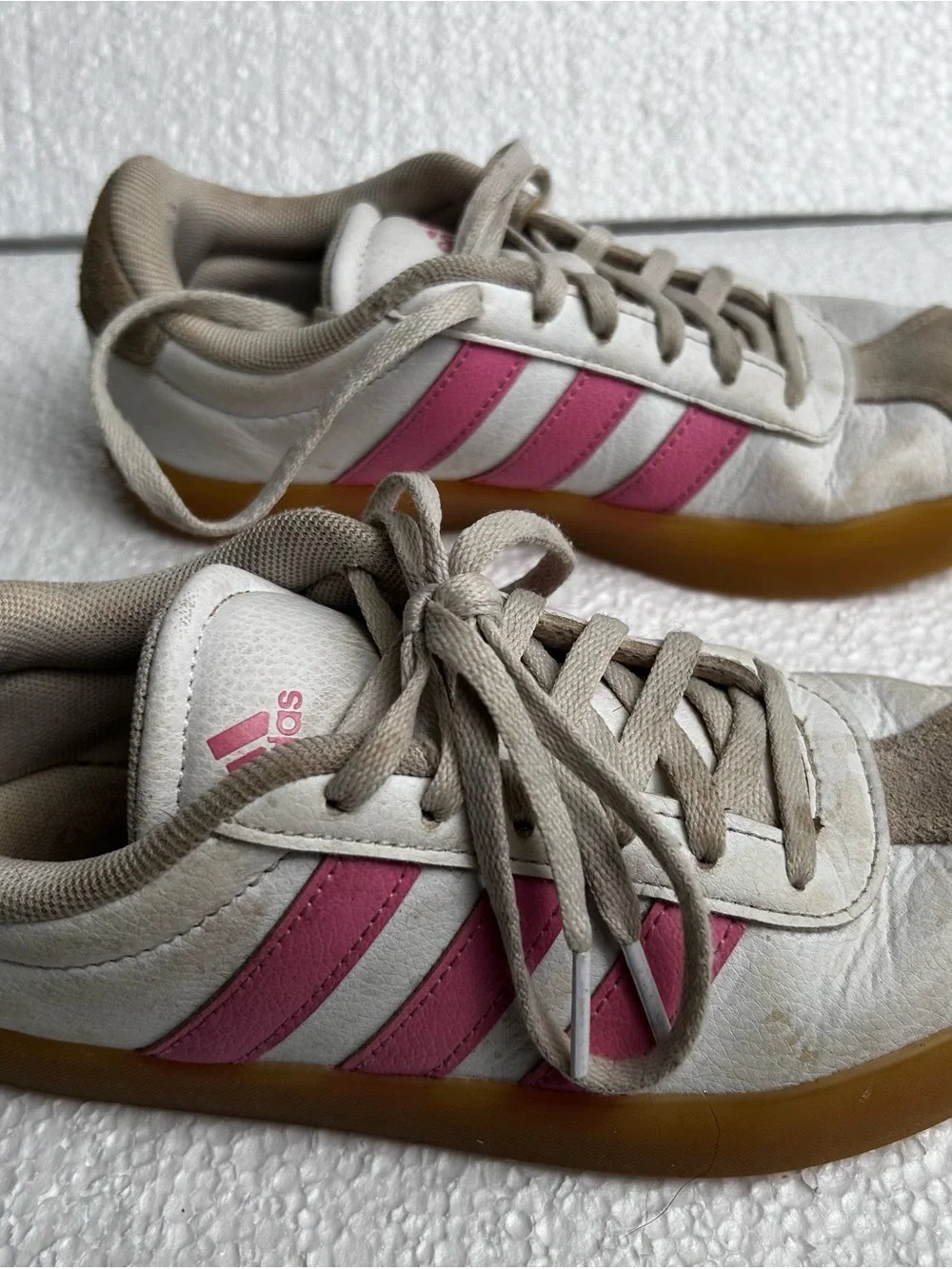 adidas Kids white and Pink Sneakers size 2
